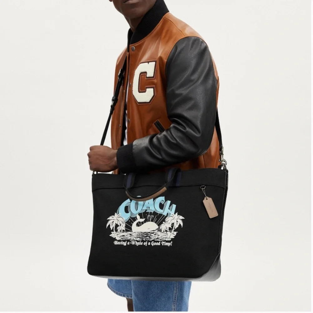 NWT Coach Tote Bag 38 With Whale Graphic Black CT899